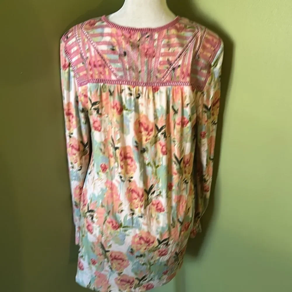 Soft Surrondings Floral Pink and Green Women's Top size XS - Picture 6 of 6